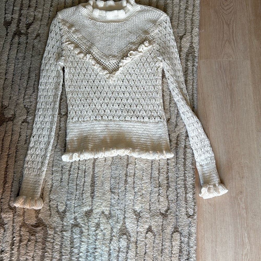 Zara Cream Turtleneck Sweater with Textured Knit